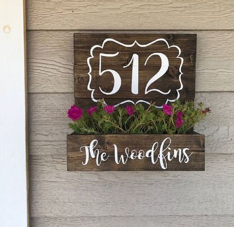 Address Planter, Porch Wall Decor, House Numbers Diy, Porch Wall, Front Porch Ideas, House Number, Décor Diy, Teen Room, Porch Signs