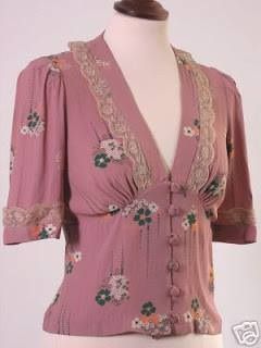 Lee Bender Bus Stop Blouse- wow, I totally had a blouse like this, in high school, except it was yellow. I loved it. 60s Blouse, Biba Fashion, 1960s Dresses, Fashion 70s, Prom Dresses Vintage, Warm Weather Outfits, Antique Clothing, 1970s Fashion, Textiles Fashion