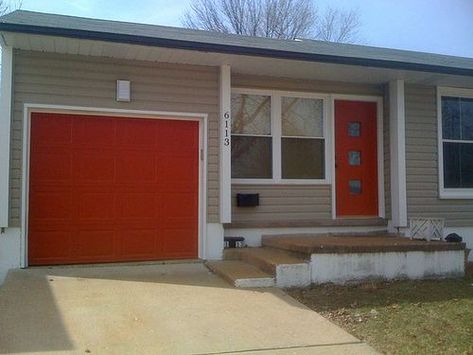 Red Garage Door, Red Garage, Exterior Garage Door, Painted Garage, Teal Door, Mid Century Modern Exterior, Garage Door Types, White Exterior Houses, Exterior Houses