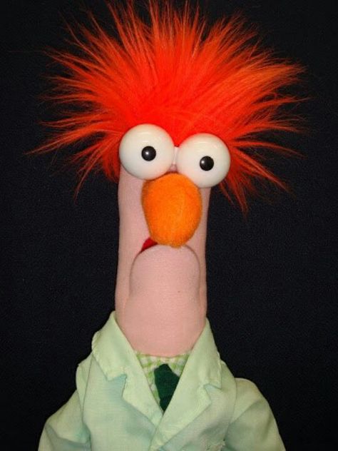 Beaker Orange Hair Characters Cartoon, Fingers Puppets, Muppets Beaker, Beaker Muppets, Bert Sesame Street, Hair Meme, Robot Wallpaper, Meme Pics, Funny Orange