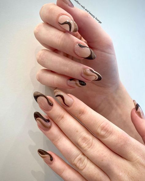 Nail Art French, Classic Nail Art, Modern Nail Art, Nail Tip Designs, Natural Nail Art, French Tip Nail Designs, Abstract Nail Art, Nagel Tips, Modern Nails