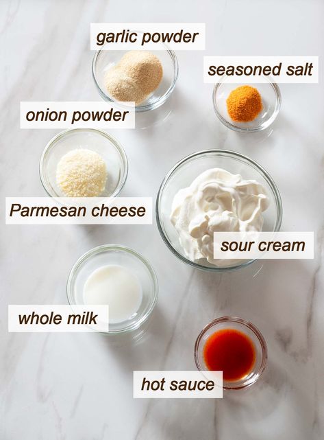 Sour Cream Dipping Sauce for Chicken Wings Sour Cream Sauce For Chicken, Chicken Wing Dipping Sauce, Sauce For Chicken Wings, Chicken Dipping Sauce, Sour Cream Dipping Sauce, Dipping Sauce For Chicken, Seasoning Salt Recipe, Breaded Chicken Wings, Wing Sauces