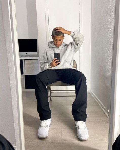 Grey Hoodie Outfit Men, Jordan 4 Outfit Men, Jordan 4 Outfits, White Hoodie Outfit, Gray Hoodie Outfit, Hoodie Outfit Aesthetic, Nike Hoodie Outfit, Jordan 4 Outfit, Hoodie Outfit Men