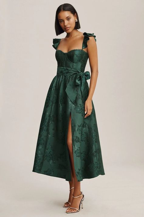 Festive Attire: The Ultimate Guide to Holiday Dressing V Chapman Vera Dress, 2024 Wedding Guest Dress, Fall Formal Dresses Wedding Guest, Formal Fall Wedding Guest Dress, Wedding Guest Dress Spring, Summer Cocktail Attire, Bridesmaid Things, Fall Cocktail Dress, Wedding Guest Dress Ideas