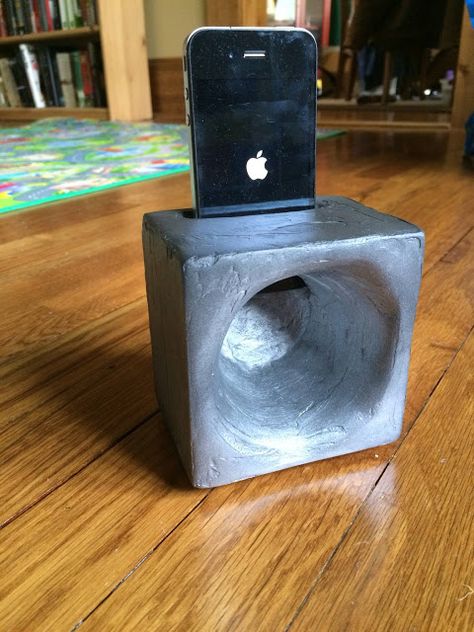 Decorative Concrete Driveways, Concrete Office, Phone Amplifier, Iphone Speaker, Drukarka 3d, Concrete Products, Etsy Inspiration, 3d Printed Objects, Black Spray Paint