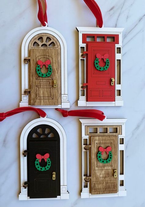 Laser Cut Christmas Ideas Rectangle Wood Ornaments, Christmas Door Ornaments, 2024 Christmas Ornament Trends, Christmas Ornament Laser Cut, Xtool Laser Projects, Laser Christmas Ideas, Laser Christmas Ornaments, Laser Wood Projects, Laser Cut Christmas Decorations