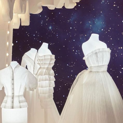 Dior Official on Instagram: "Take a one-of-a-kind glimpse at Dior’s Carousel of Dreams at @Saks, and watch as the entire avenue is transformed by a decadent cascade of lights. From infinitely monumental wonders to the art of miniatures so dear to the House, each meticulous detail is brimming with fascinating surprises and animated scenes that pay homage to Christian Dior’s American odyssey. #SaksxDior © Photo: @LuisGuillenPhoto" American Odyssey, Carousel, Christian Dior, Take A, Dior, Miniatures, Take That, Wonder, Instagram