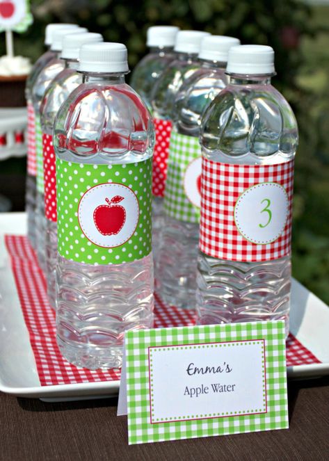 Apple Table Decorations, Apple Theme Parties, Apple Theme Classroom, Apple Birthday, Apple Water, Apple Collection, Printable Water Bottle Labels, Apple Decorations, Apple Theme