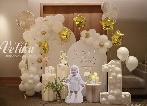 Star 1st Birthday, Stars First Birthday Theme, First Birthday Star Theme, First Bday, Ideas Cumpleaños, Star Theme, Baby Birthday Themes, Birthday Star, 1st Birthday Decorations