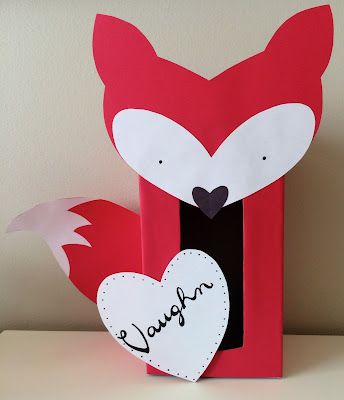 Fox Valentine, Girls Valentines Boxes, Valentine Boxes For School, Diy Valentines Box, Kids Valentine Boxes, Pinterest Valentines, Roses Valentine, Valentine Card Box, Valentine Mailbox