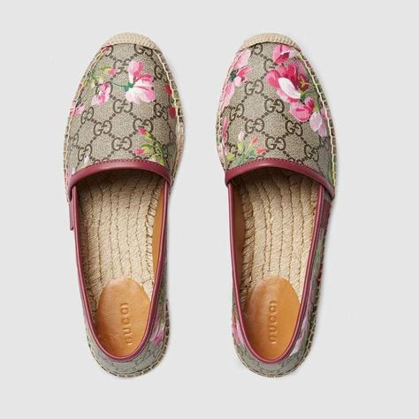 Gucci GG Blooms Supreme espadrille #GG#Gucci#Blooms Gucci Espadrille, Gucci Espadrilles, Bohemian Shoes, Designer Espadrilles, Womens Espadrilles Wedges, Gucci Women, Espadrilles Style, Amazing Shoes, Women's Espadrilles