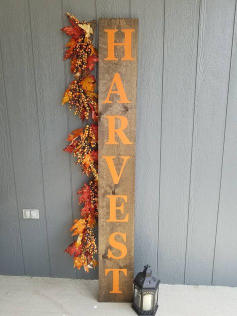 Fence Crafts, Harvest Porches, Harvest Sign, Pumpkin Diy, Welcome Wood Sign, Fall Porch Decor, Fall Wood Signs, Thanksgiving Harvest, Thanksgiving Decorations Diy