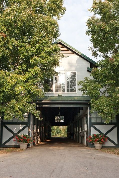 Rustic Fences, Kentucky Horse Farms, Gabion Fence, Dream Horse Barns, Homestead House, Rustic Fence, Fayette County, The Most Beautiful Pictures, Barn Design