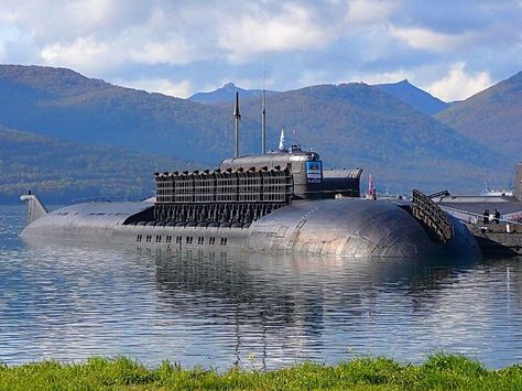 B90 Sarov Russian Submarine, Nuclear Submarine, Armored Truck, Air Tawar, Cruise Missile, Naval History, Navy Military, Yellow Submarine, Military Equipment