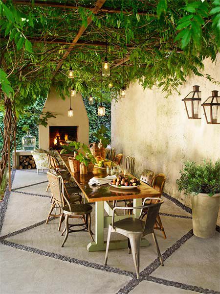 Create a Tuscan Outdoor Room - This Old House Backyard Dining Area, Tuscan Patio, Design Per Patio, Backyard Dining, Tuscan Garden, Rustic Patio, Mediterranean Home Decor, Patio Furniture Covers, Patio Makeover