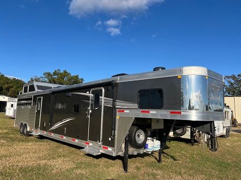 2025 Merhow Trailers 8' wide 16' lq w/midtack bunks and 10' stock Horse Trailers For Sale, Livestock Trailers, Wanted Ads, Open Range, Relaxing Outdoors, Horse Trailers, Horse Trailer, Large Bathrooms, Trailers For Sale