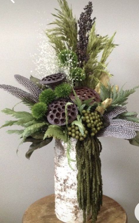 Rodeo Flower Arrangement, Unique Fall Flower Arrangements, Woodland Theme Flower Arrangements, Natural Floral Arrangements Rustic, Natural Flower Arrangements Rustic, Mossy Floral Arrangements, Forest Floral Arrangements, Mountain Floral Arrangement, Masculine Floral Arrangements Modern