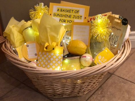 Yellow Gifts Basket, Sunshine Basket, Basket Of Sunshine, Sunshine Box, Yellow Basket, Homemade Gift Baskets, Secret Sister, Back To School Gifts For Teachers, Box Of Sunshine