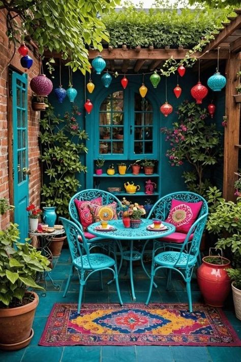 Patio Vibes, Easy Decor Ideas, Deck Makeover, Easy Decor, Porch And Balcony, Home Decor Hooks, Screened In Patio, Art Decor Diy, Outdoor Living Patio