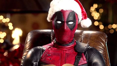 DEADPOOL Filmmakers Talk Breaking The Fourth Wall, Gratuitous Gore, and More Deadpool Christmas, Ryan Reynolds, Wallpaper 4k, Christmas Wallpaper, Deadpool, Christmas