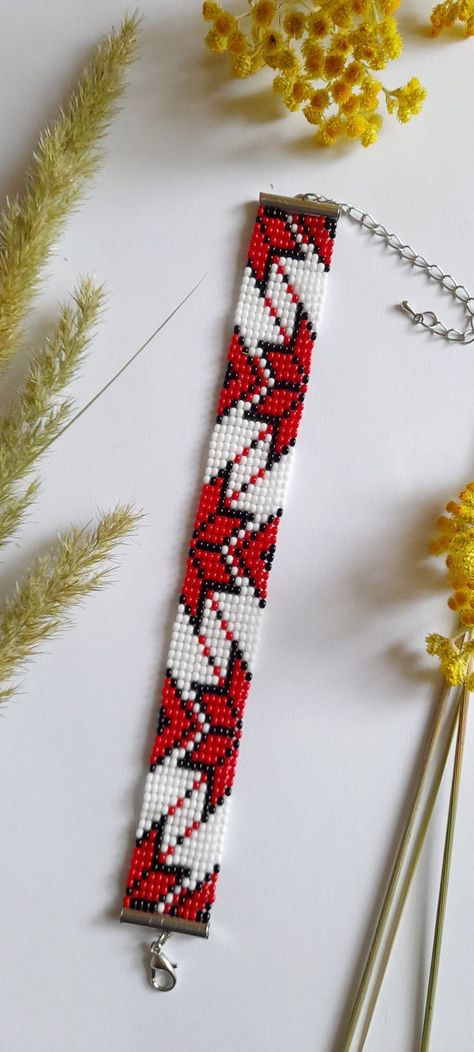 Miyuki Beads Pattern, Native American Beadwork Patterns, Diy Jewelry Making Tutorials, Weaving Loom Diy, Seed Bead Jewelry Patterns, Diy Beaded Rings, Diy Bead Embroidery, Loom Bracelet Patterns, Beading Jewelery