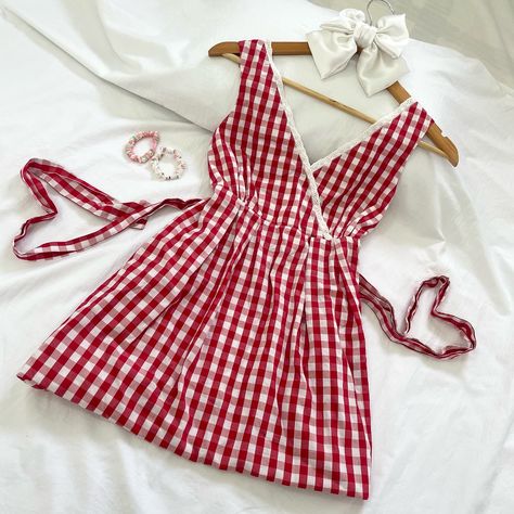 ✿ SOLD 𝜗𝜚˚𓍯𓂃𓏧♡ Gingham coquette dress Available in 2 lengths as shown Size 30/32/34 XS-M Gingham Coquette, Coquette Dress, Led Store, Southern Gothic, Gingham, Vision Board, India