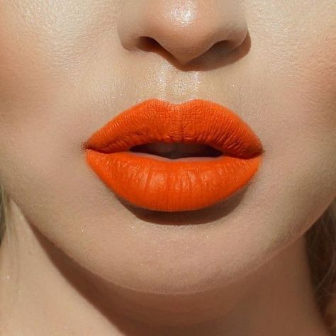 Melt Cosmetics on Instagram: "We're living for a bold orange 🍊 lip to warm up our chilly ❄️days & Monarca 🦋 Liquid Set Lipstick is the perfect choice! ⁠ #meltcosmetics #meltamoreterno #meltmonarca #crueltyfree #vegan" Gamine Archetype, 60s Barbie, Orange Lipstick, Nyx Lip, Orange Lips, Melt Cosmetics, Face Beat, Orange Velvet, Beat Face