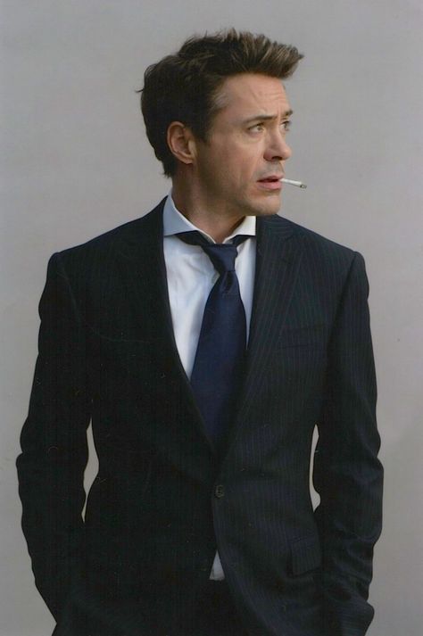 Robert Downey Jr., 2007. (By Greg Williams for Esquire) Vintage Aesthetic Retro Outfit, Robert Downey Jnr, Young Men Haircuts, Robert Jr, Greg Williams, Robert Downey Jr Iron Man, Marvel Superhero Posters, Actor Picture, Marvel Actors