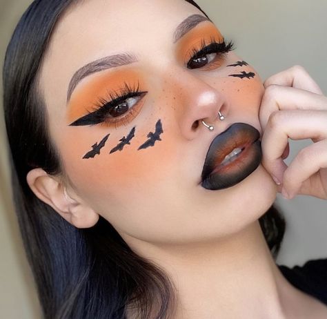 Halloween Make Up Ideas Easy Cute, Simple Halloween Makeup For Work, Hallowen Meka Up, Orange Witch Makeup, Small Halloween Makeup, Halloween Makeup Simple Easy, Cute Cat Makeup For Halloween, Cute Hairstyles For Halloween, Easy Make Up Halloween