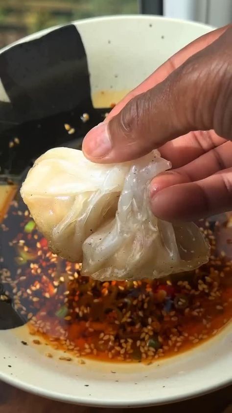 Seafood Network🦞🦐🦀🦑🐙🍤 (@seafood_network) on Threads Rice Paper Dumplings, Noodle Dinner, Soya Sauce, Asian Noodles, Easy Dinner Ideas, More Recipes, Entree Recipes, Noodle Recipes, Rice Noodles