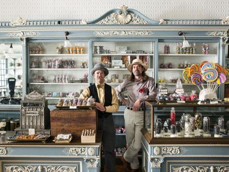 Old Time Candy Shop, Old Candy Shop, Old Fashioned Candy Shop, Old Fashioned Candy Store, Old Fashioned Sweet Shop, Philadelphia Food, Confectionery Shop, Candy Store Design, Candy Store Display