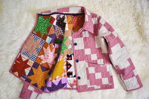 Patchwork Chore Coat | A Quilt Coat Pattern - Patchwork and Poodles Patchwork Chore Coat, Chore Coat Pattern, Quilt Jacket Pattern, Quilt Coat Pattern, Quilting Clothes, Quilted Coat Pattern, Quilt Jackets, Quilt Coats, Quilted Jacket Pattern