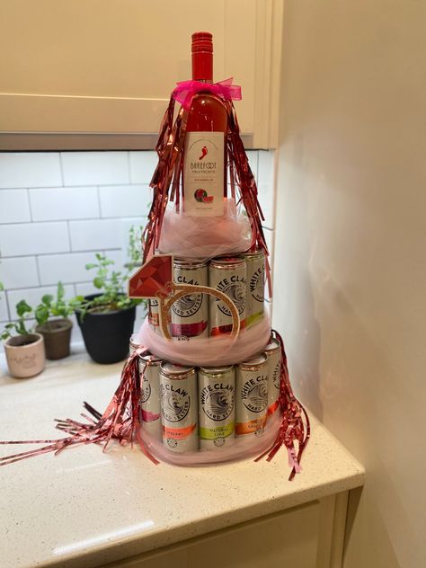 White Claws, White Claw, Bachelorette Party Planning, Bach Party, Life I, Party Planning, Diaper Cake, Bachelorette Party, Liquor