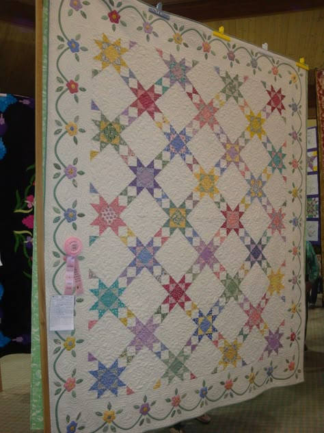 30s Quilts, 1930s Quilts, Quilting Stars, Village Quilt, Reproduction Quilts, Feedsack Quilt, Easy Quilting, Quilt Borders, Spring Quilts