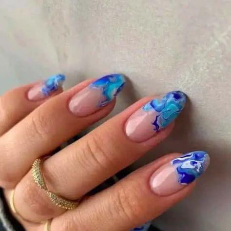 Top Ten Nail Trends 2023 Ocean Nail Art, Oval Nails Designs, Sea Nails, Ten Nails, Vacation Nails, Oval Nails, Marble Nails, Hot Nails, Dream Nails