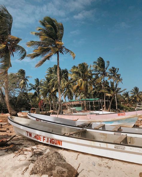 Kizimkazi Zanzibar, Africa Destinations, Africa Travel, Film Aesthetic, Beach Photography, Tanzania, How To Plan, Film, Photography