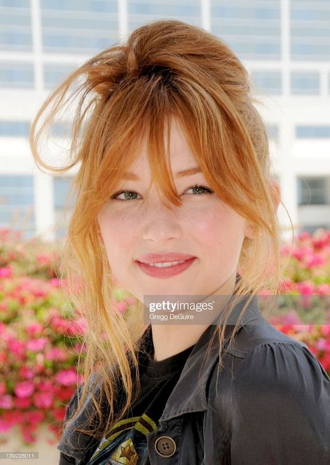 Haley Bennett Hair, Haley Bennett Red Hair, Hayley Bennett, Haley Bennett, Copper Hair, Haircuts For Long Hair, Equalizer, Strawberry Blonde, Convention Center