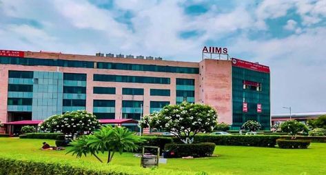 AIIMS Rishikesh Aiims Rishikesh, Medical Student Motivation, Medical School Studying, Medical School Essentials, Date Of Birth, Female Doctor, Rishikesh, Student Motivation, Medical College