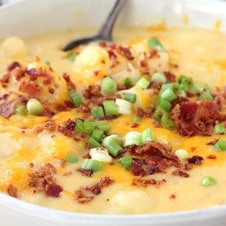 Instant Pot Loaded Potato Soup (with a slow cooker version) Instant Pot Loaded Potato Soup, Belle Of The Kitchen, Loaded Potato Soup, Instant Pot Soup Recipes, Loaded Potato, Instant Pot Soup, Potato Soup Recipe, Francis Bacon, Instapot Recipes