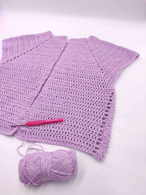 ▷ Mon cardigan facile au crochet pour l'été {Tutoriel débutant} Cardigan Au Crochet, Gilet Crochet, Pull Crochet, Le Crochet, Knitted Scarf, Parfait, Couture, Crochet