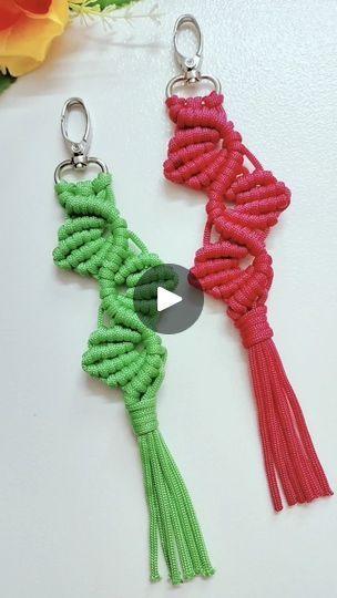 Macrame Tutorials, Birds Of A Feather, Macrame Tutorial, Macrame Patterns, My Youtube Channel, Bird Feathers, Leaf Pattern, Billie Eilish, Youtube Channel