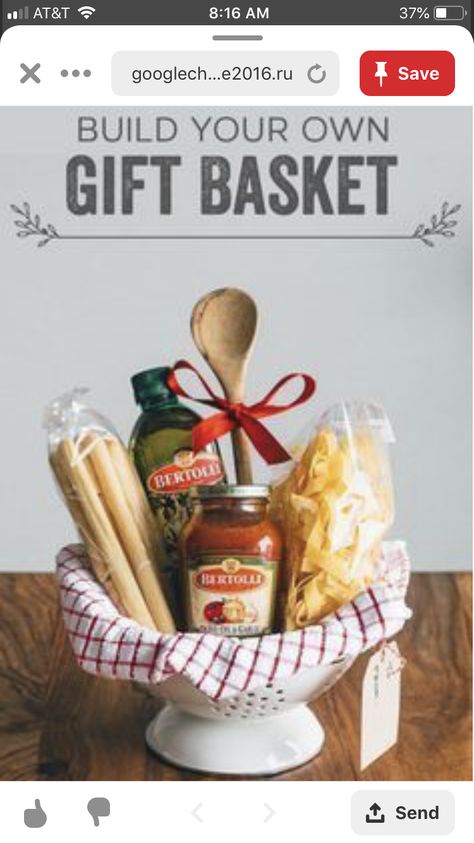 Pasta Gift Basket Ideas, Pasta Gift Basket, Charcuterie Gift Basket, Client Gift Baskets, Italian Gift Baskets, Cheese Gift Baskets, Pasta Gifts, Family Gift Baskets, Making A Gift Basket