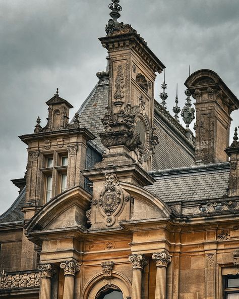 @waddesdonmanor_nt , located in Buckinghamshire, England, is a magnificent 19th-century French Renaissance-style château built by Baron Ferdinand de Rothschild. Designed to house his extensive art collection and entertain guests, the manor features lavish interiors, ornate architecture, and beautifully landscaped gardens. Today, it is managed by the National Trust and showcases art, wine, and history. The estate also hosts various events and exhibitions, making it a popular destination for vi... Rennaisance Architecture, Elizabethan Architecture, 16th Century Architecture, 19th Century Architecture, Ornate Architecture, Buckinghamshire England, 19th Century House, New Classical Architecture, 19th Century England