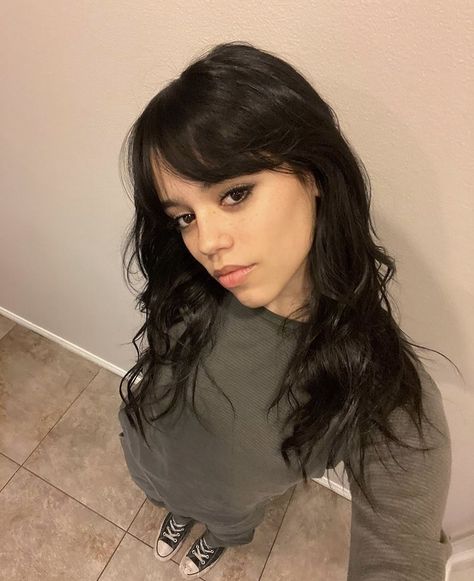 Jenna Ortega, Pretty Woman, Hair Inspo, Pretty People, Hair Inspiration, Beautiful People, Merlin, Hair Hair, Makeup Looks