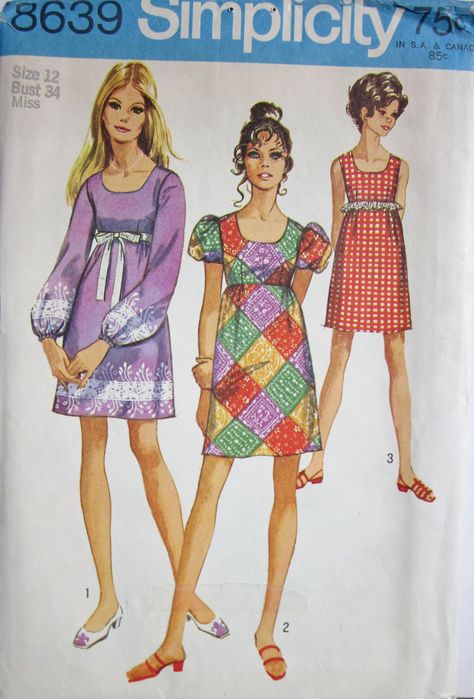 Vintage 1969  Simplicity 8639 This was my 8th grade graduation dress pattern:) Peasant Dress Sewing Pattern, Mini Dress Pattern, Peasant Dresses, 1960s Mini Dress, Patron Vintage, Kids Sewing, Retro Mode, Miss Dress, Empire Waist Dress