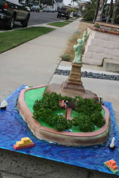 Statue Of Liberty Crafts For Kids, Statue Of Liberty Cake, Diy Statue Of Liberty, Ag Day, Nyc Party, English Day, English Project, English Projects, Make A Cake