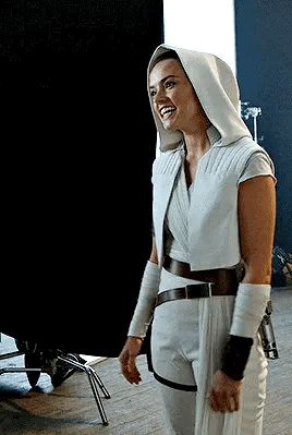 Daisy Ridley Star Wars, Evie Frye, Rey Cosplay, Star Wars Fashion, The Rise Of Skywalker, Rise Of Skywalker, Rey Star Wars, Star Wars Costumes, Daisy Ridley