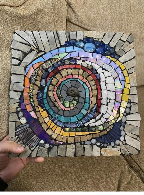 Mosaic Art Ideas, Abstract Mosaic Art, Mosaic Tiles Crafts, Mosaic Art Diy, Mosaic Rocks, Abstract Mosaic, Mosaic Garden Art, Mosaic Art Projects, Mosaic Madness