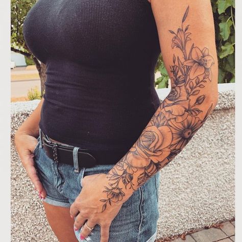 100 The Most Beautiful Flower Tattoos Half Sleeve Flower Tattoo, Body Expressions, Floral Arm Tattoo, Underarm Tattoo, Arm Sleeve Tattoos For Women, Most Beautiful Flower, Forearm Flower Tattoo, Floral Tattoo Shoulder, Feminine Tattoo Sleeves