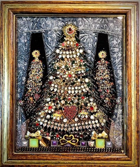 CHRISTMAS TREE, FRAMED JEWELRY ONE OF A KIND ART, HOME DECOR, UNIQUE GIFT | eBay Boho Dinnerware, Button Art On Canvas, Vintage Style Wall Decor, Jewelry Trees, Tree Curtains, Framed Jewelry Art, Old Jewelry Crafts, Jeweled Christmas Trees, Framed Jewelry